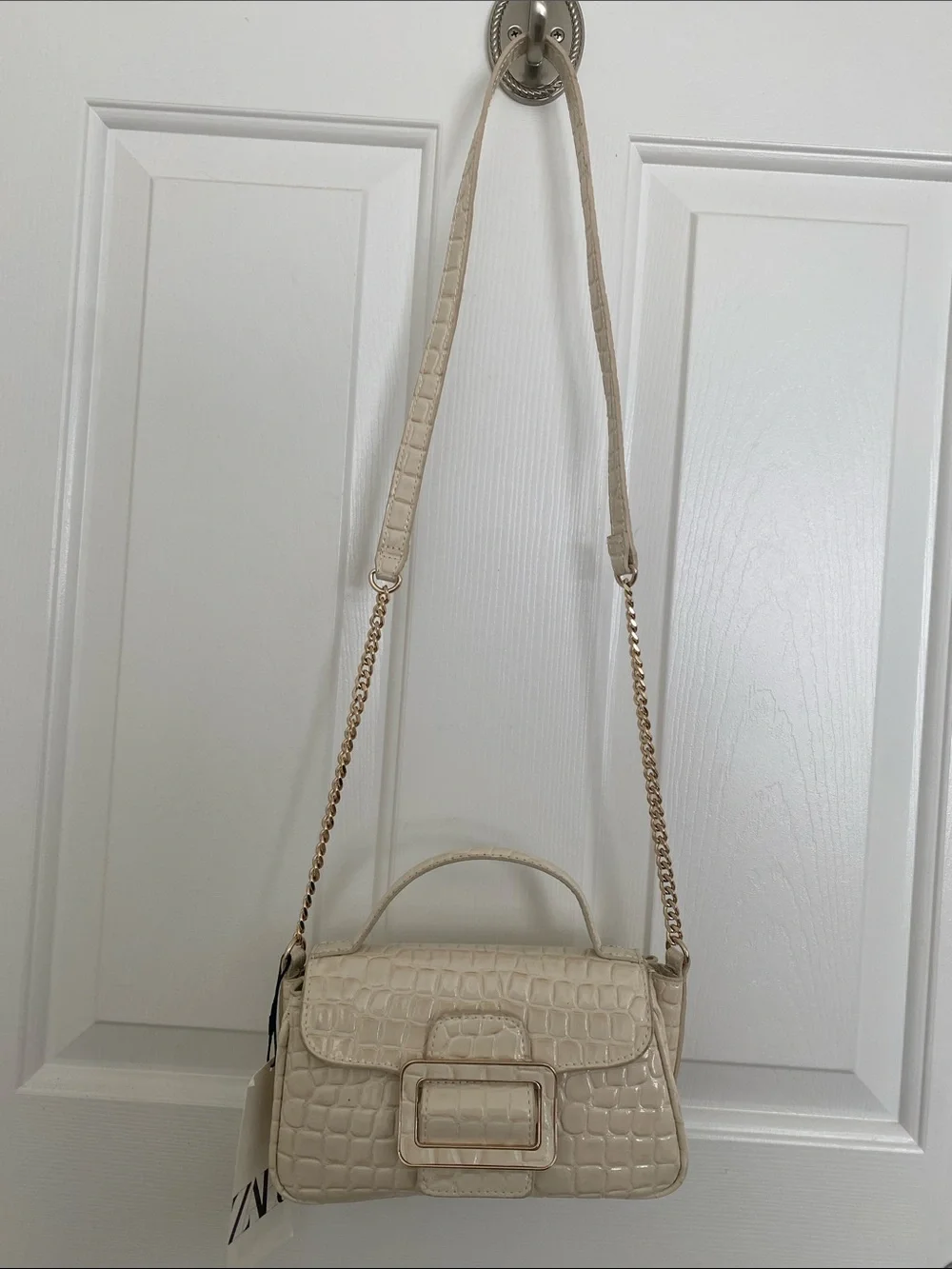 Zara stylish cream